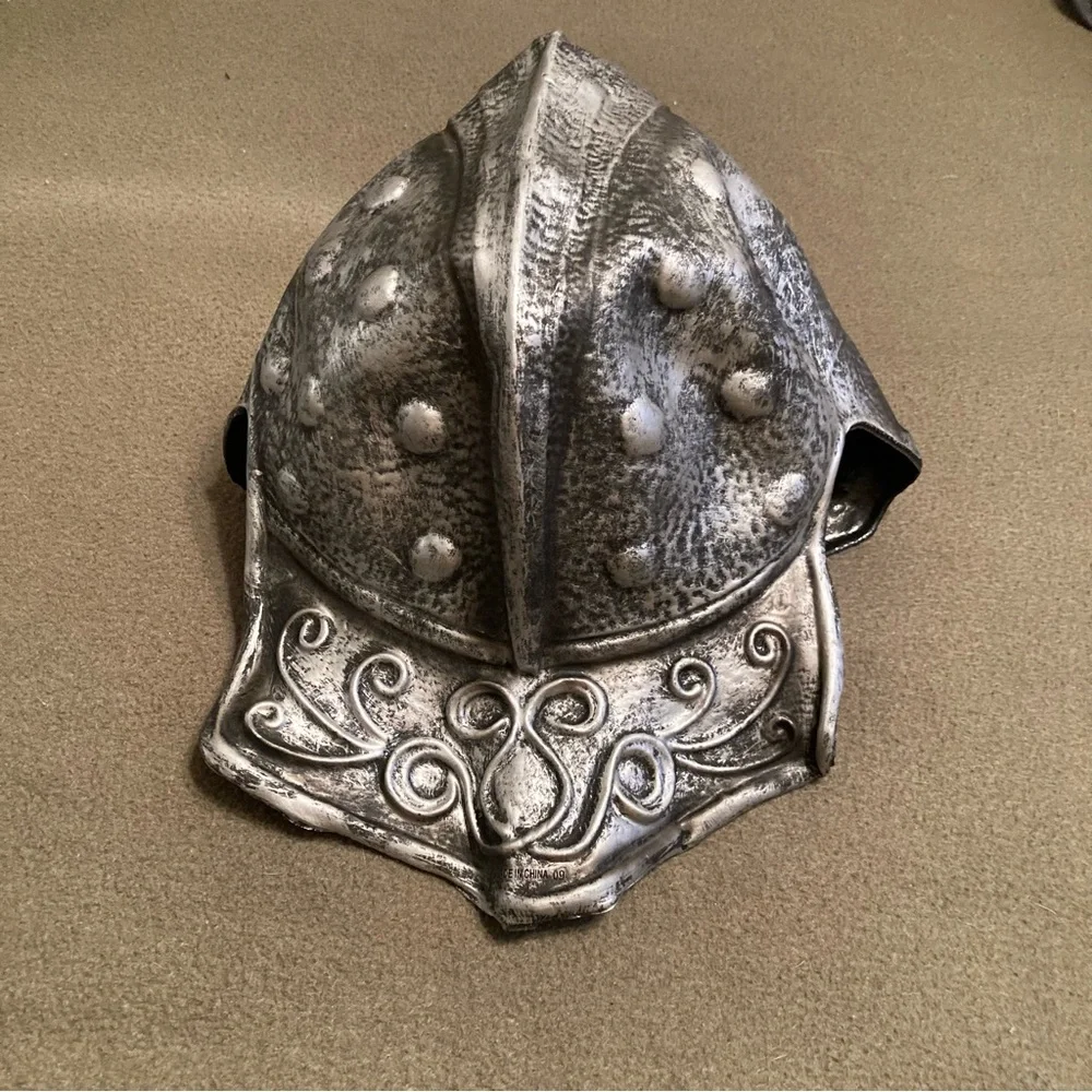 EUC California Costumes Gladiator Costume Black Silver Youth XL 12-14
